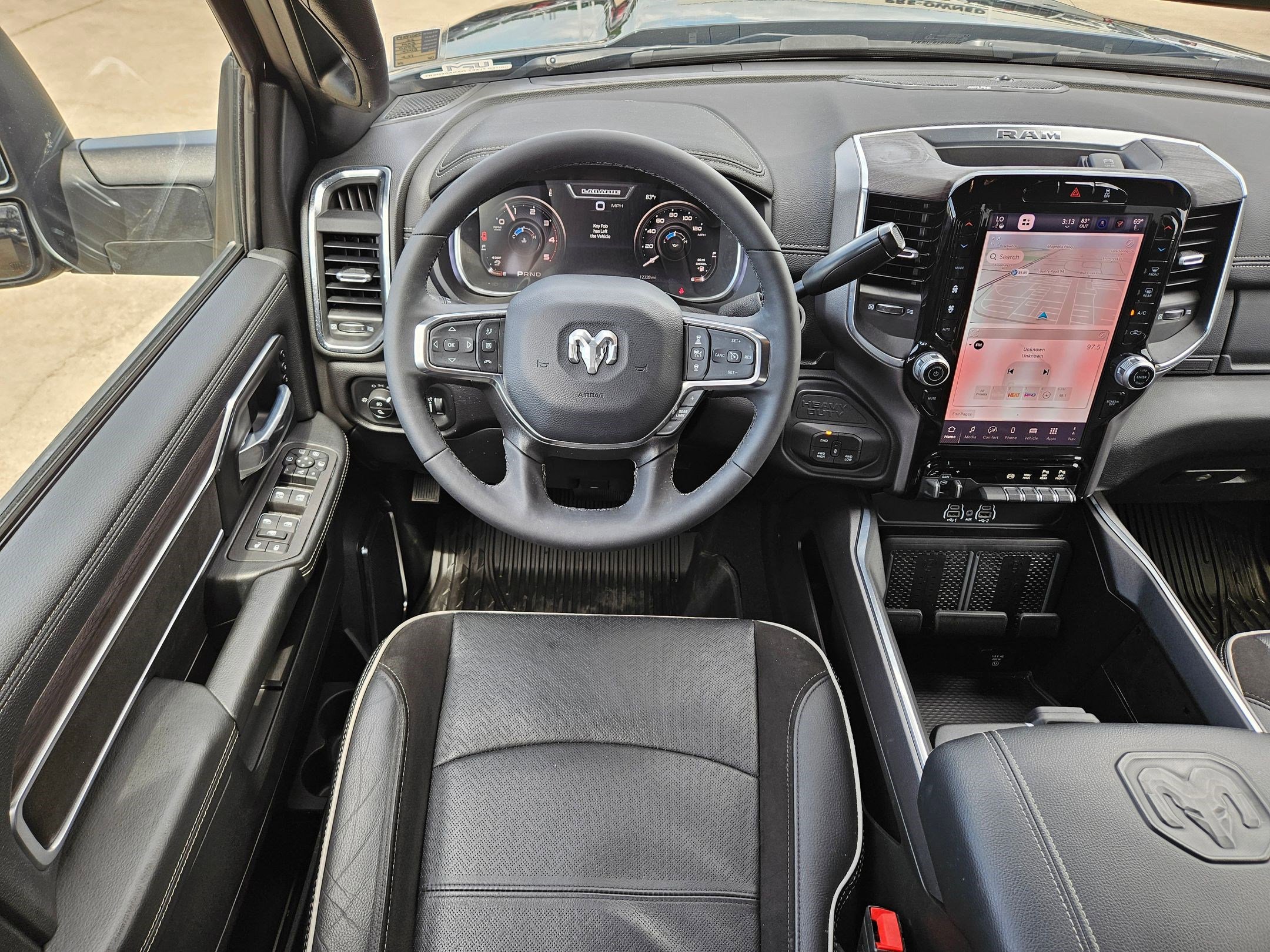 Used 2025 RAM 2500 Laramie AWD/4WD image 55