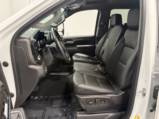 Used 2024 Chevrolet Silverado 2500 LTZ AWD/4WD image 10