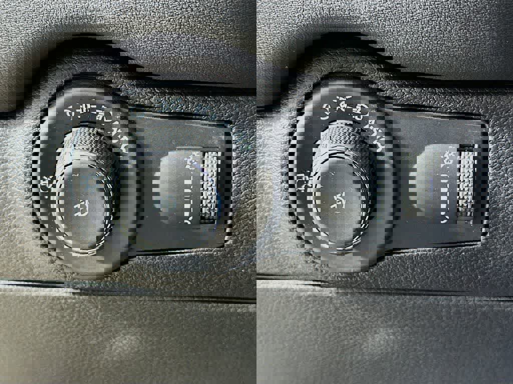 Used 2022 Dodge Durango GT image 26