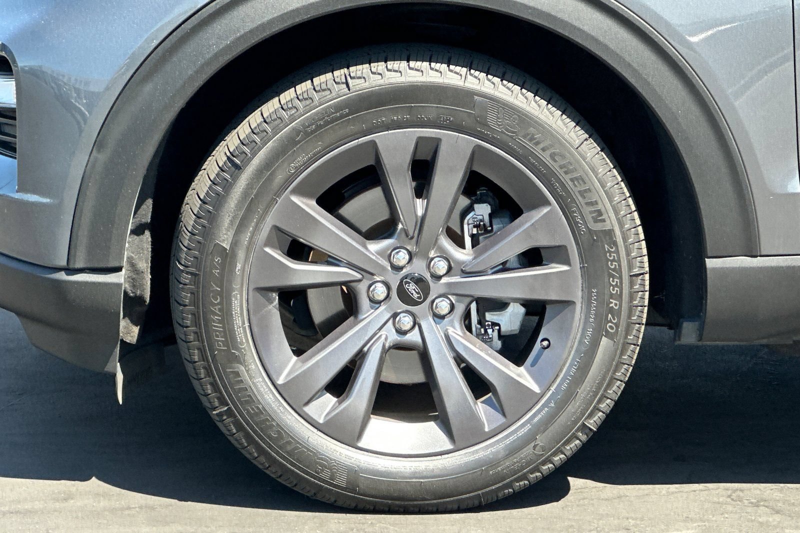 Certified 2023 Ford Explorer XLT w/ Equipment Group 202A AWD/4WD image 30