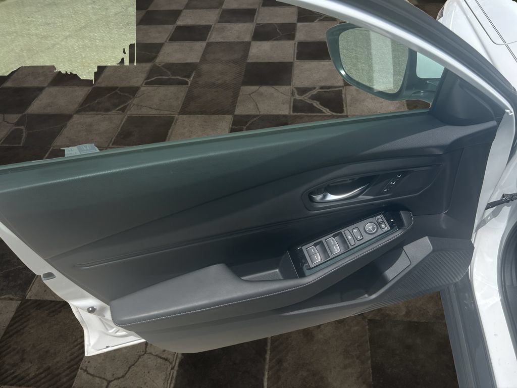 Used 2025 Honda Accord Touring image 18
