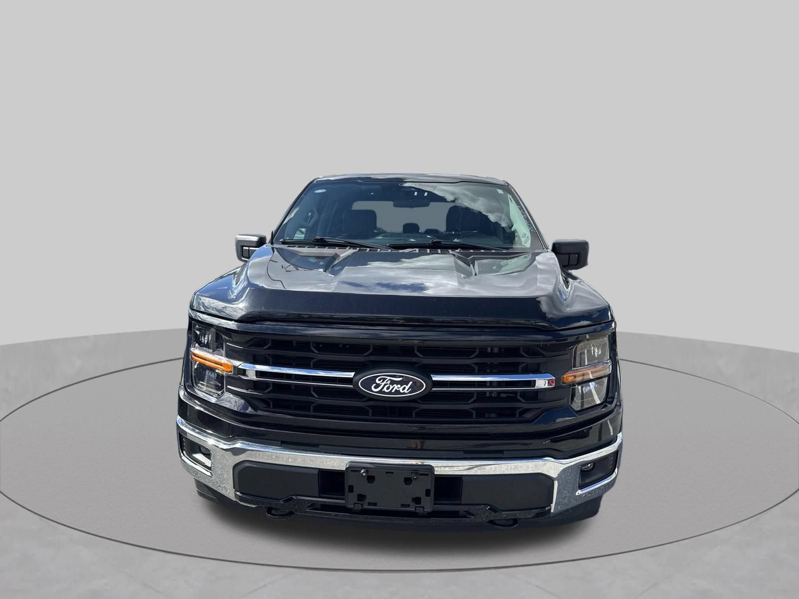 Certified 2025 Ford F150 XLT w/ Equipment Group 301A Standard AWD/4WD image 9