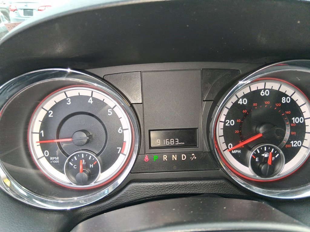 Used 2019 Dodge Grand Caravan SE w/ UConnect Hands-Free Group FWD image 16