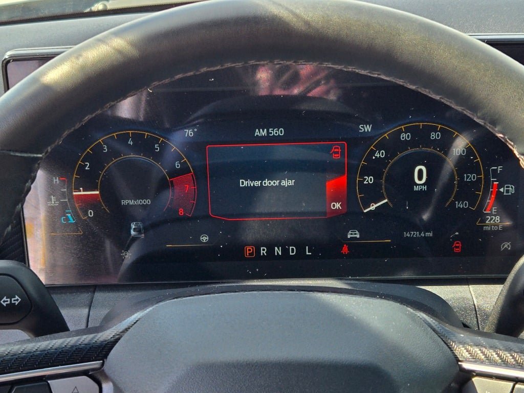 Certified 2024 Ford Mustang Coupe RWD image 23