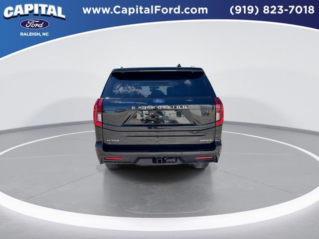 Certified 2025 Ford Expedition Active image 5