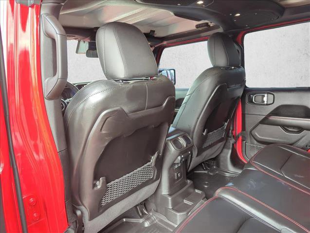 Used 2025 Jeep Wrangler Rubicon w/ Convenience Group image 16