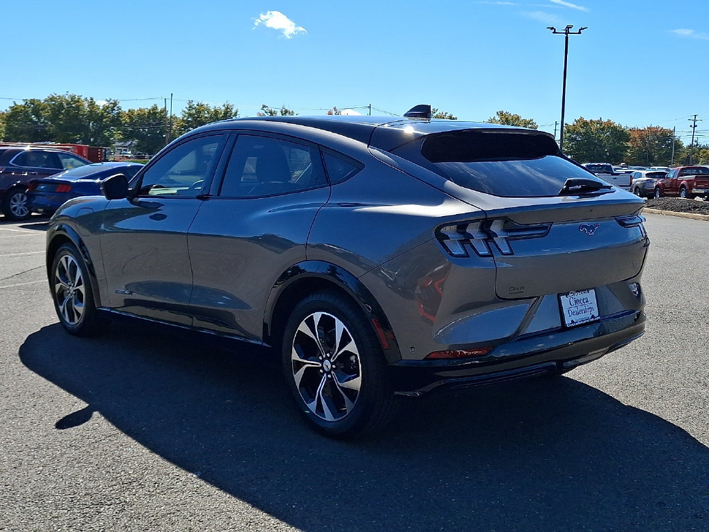 Certified 2023 Ford Mustang Mach-E Premium AWD/4WD image 7