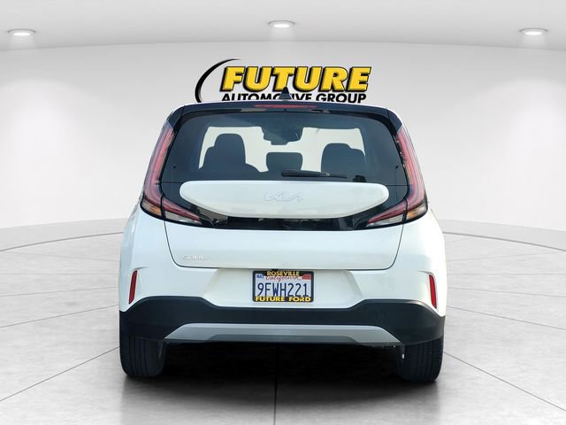 Used 2023 Kia Soul S image 5