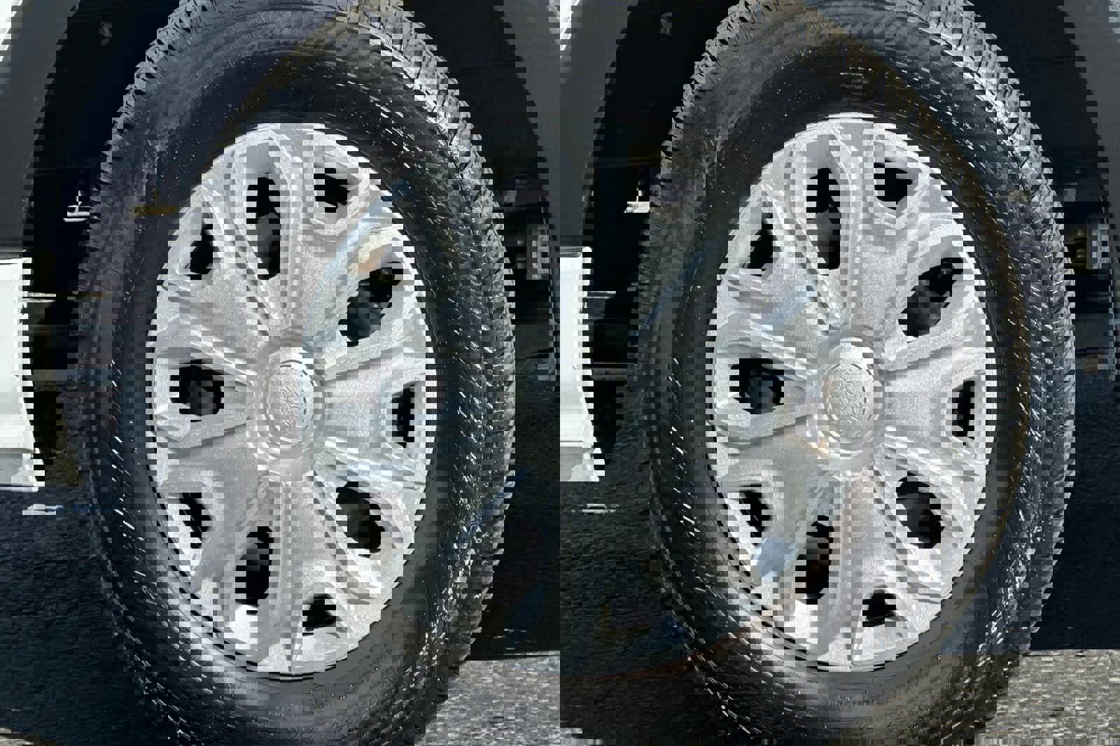 Certified 2024 Ford Transit 350 XLT image 27