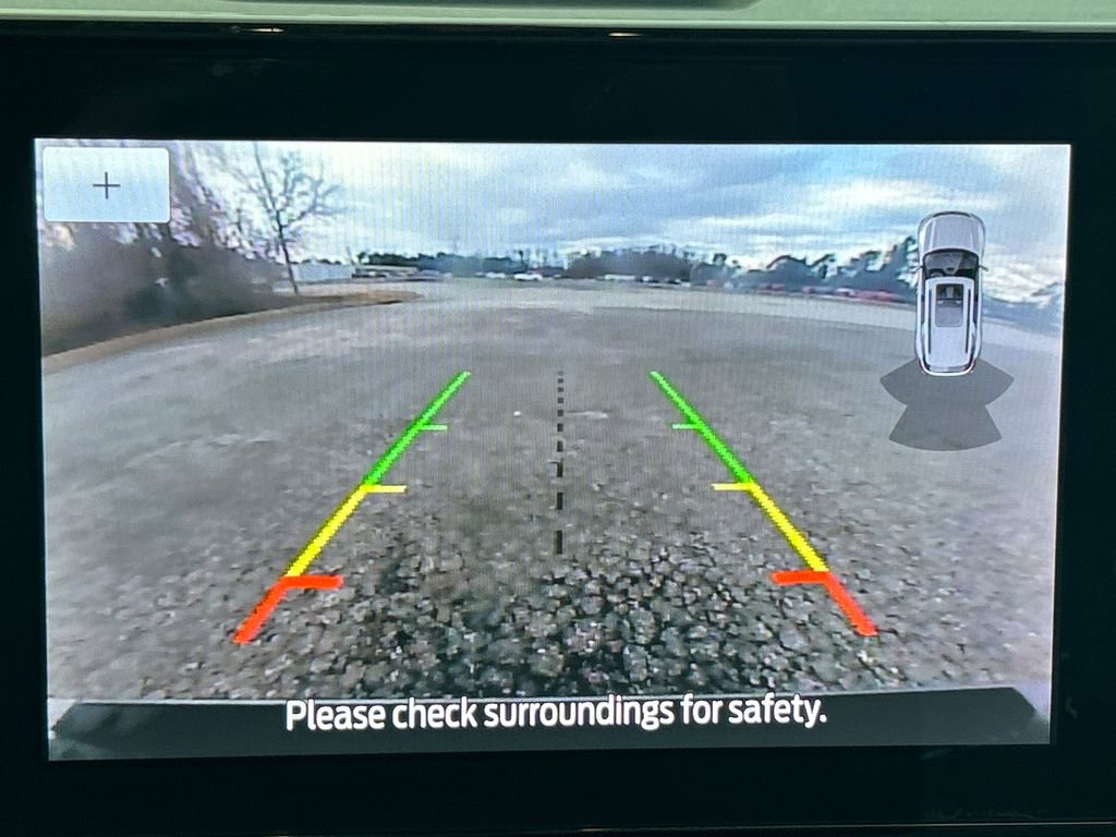 Certified 2021 Ford Explorer XLT w/ Equipment Group 202A image 22