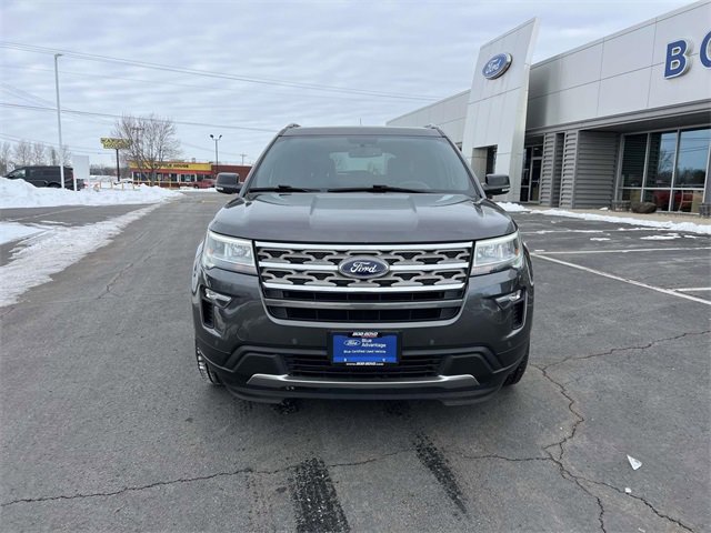 Certified 2018 Ford Explorer XLT w/ Equipment Group 202A image 2