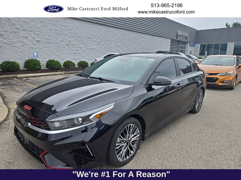 Used 2024 Kia Forte GT-Line w/ GT-Line Premium Package FWD image 2