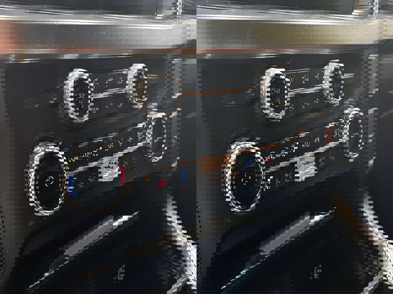 Certified 2024 Ford F250 King Ranch w/ Chrome Package image 17