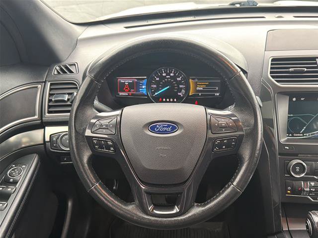 Certified 2018 Ford Explorer XLT w/ Equipment Group 202A AWD/4WD image 21