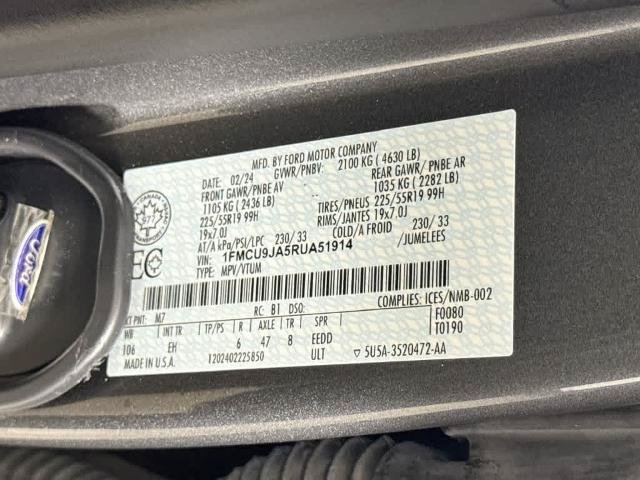 Certified 2024 Ford Escape Platinum AWD/4WD image 22