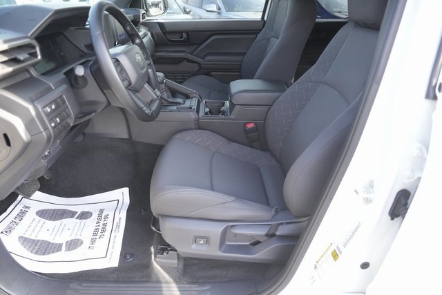 Used 2025 Toyota Tacoma SR image 9