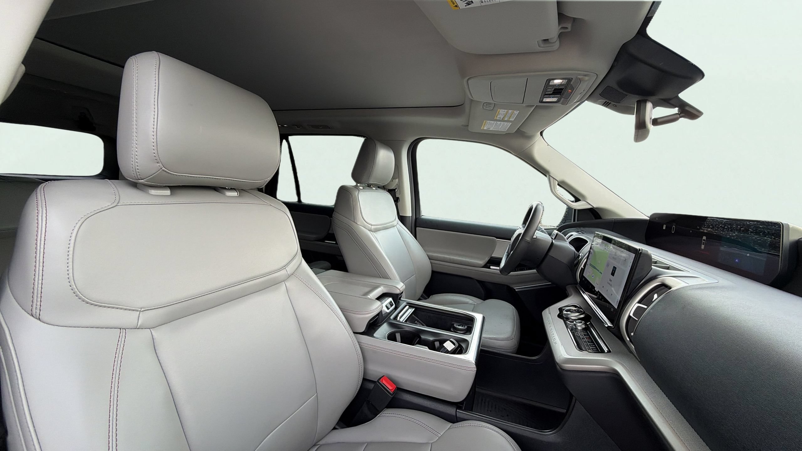 Certified 2025 Ford Expedition Active AWD/4WD image 17
