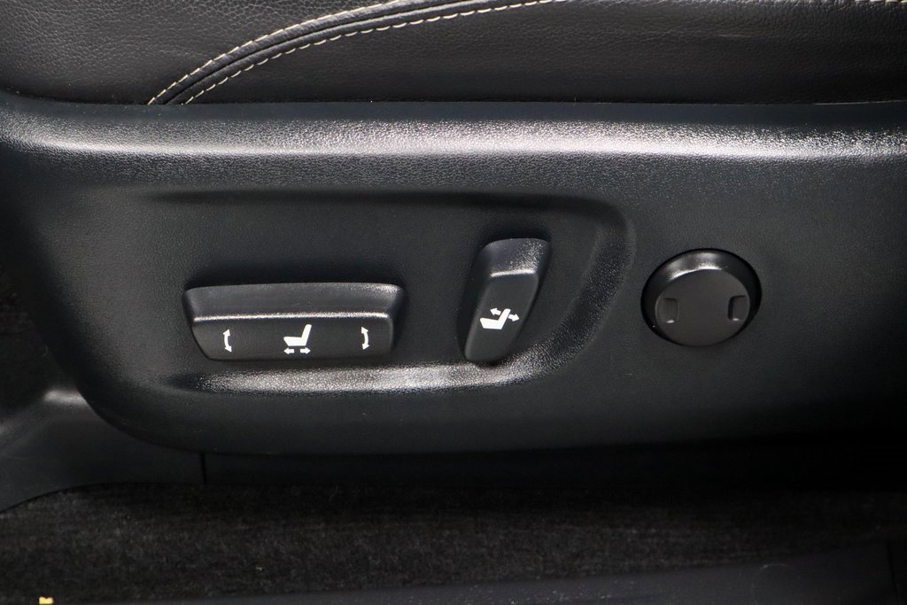 Used 2023 Toyota 4Runner Limited image 25