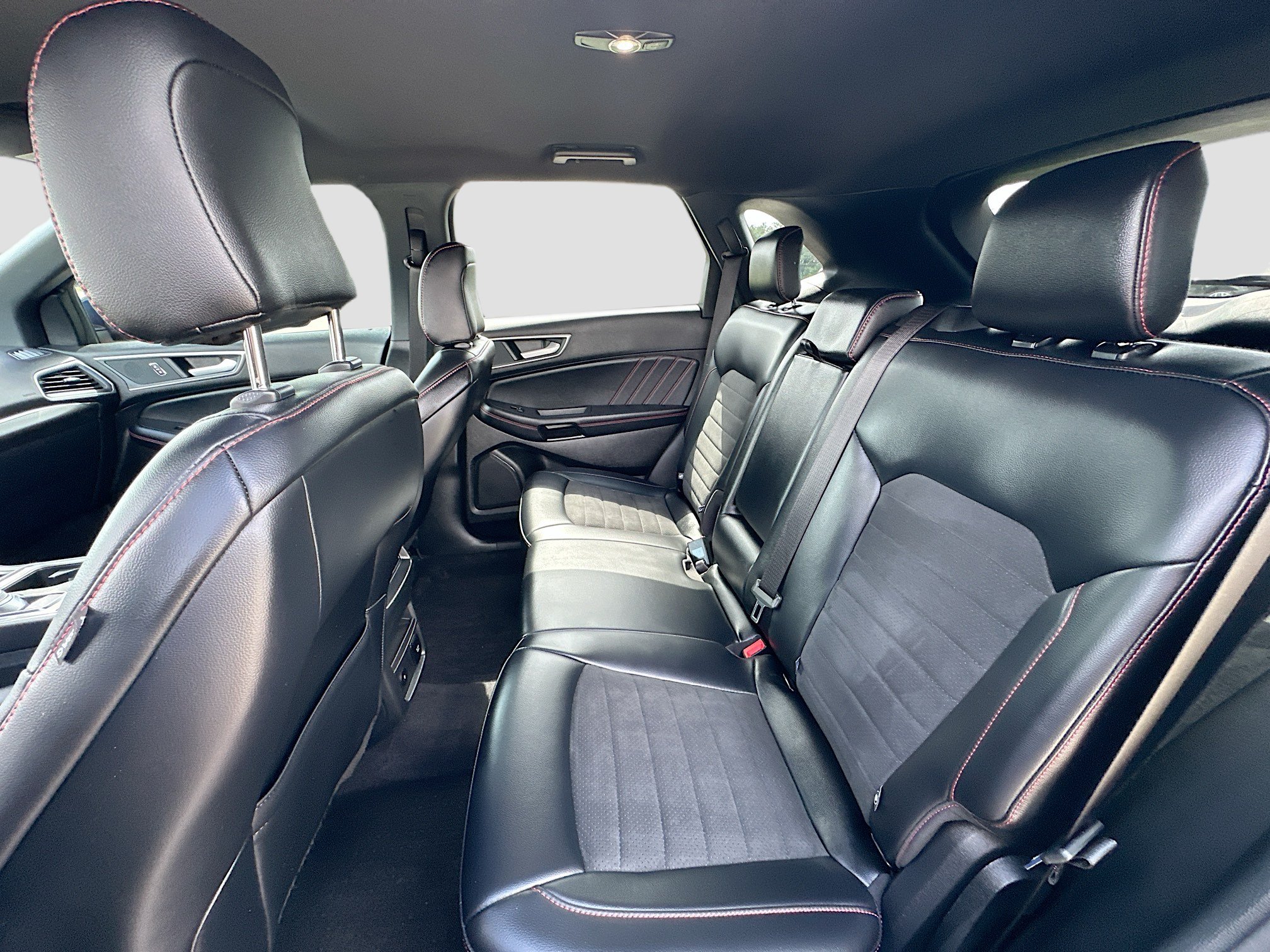 Certified 2024 Ford Edge ST-Line AWD/4WD image 22