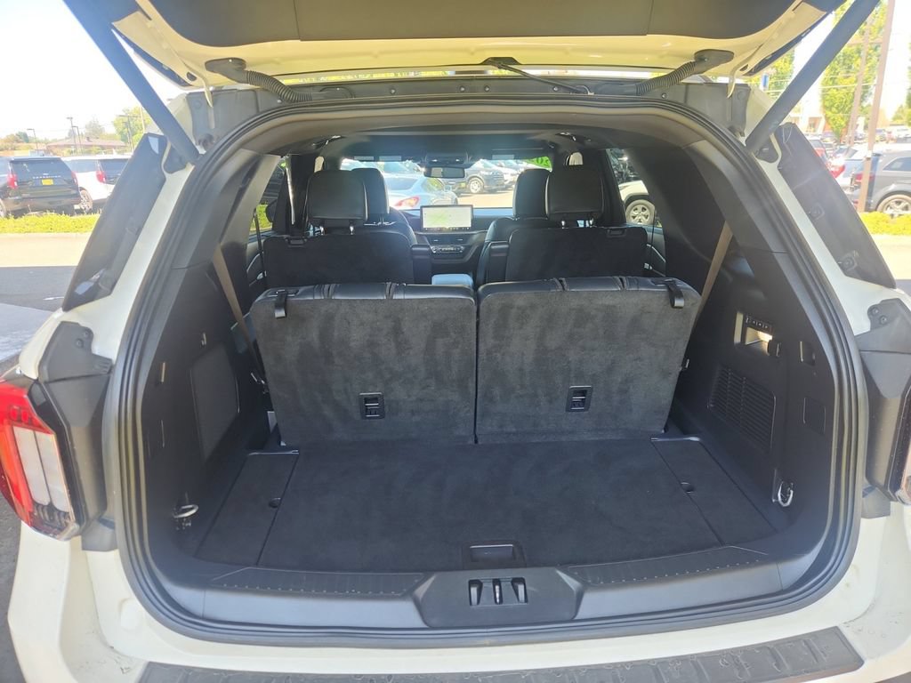Certified 2025 Ford Explorer ST AWD/4WD image 23