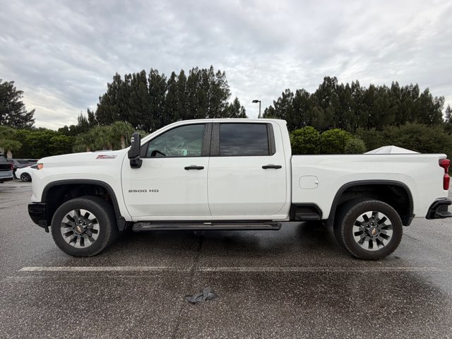 Used 2024 Chevrolet Silverado 2500 Custom w/ Custom Value Package AWD/4WD image 5