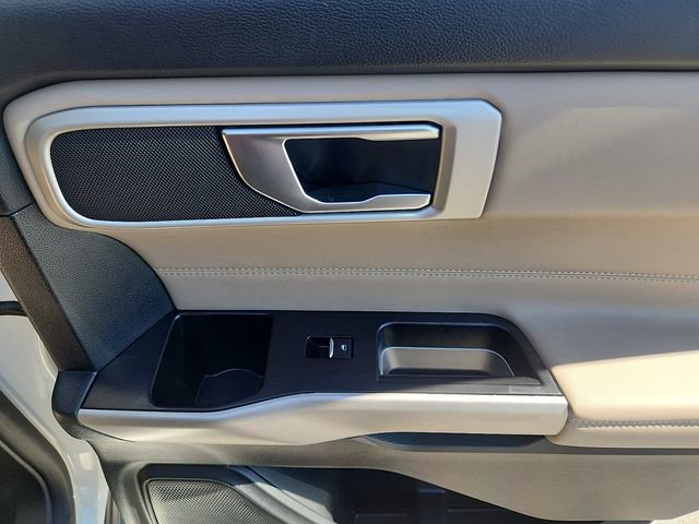 Certified 2022 Ford Explorer XLT w/ Equipment Group 202A image 32