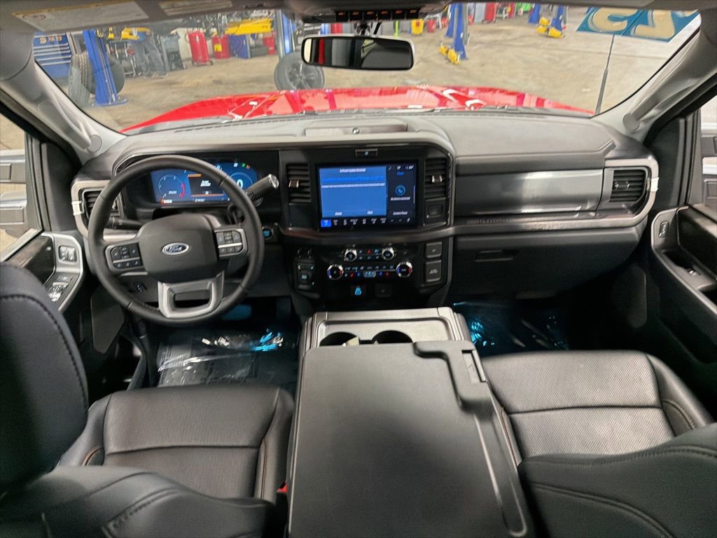 Certified 2025 Ford F350 Lariat AWD/4WD image 15