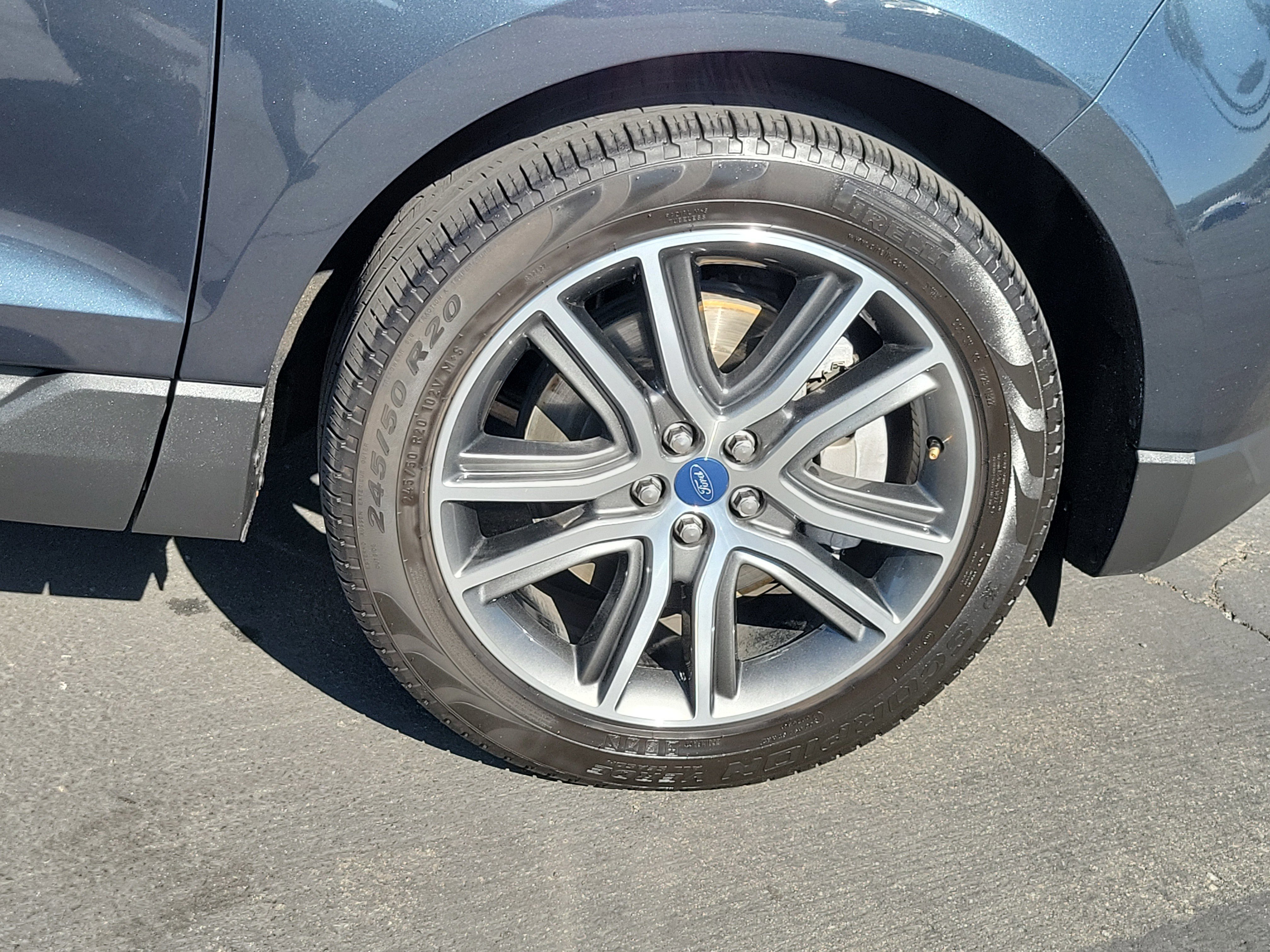 Certified 2022 Ford Edge Titanium w/ Class II Trailer Tow Package image 16