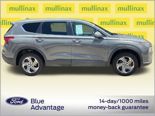 Used 2021 Hyundai Santa Fe SE w/ Cargo Package AWD/4WD image 2