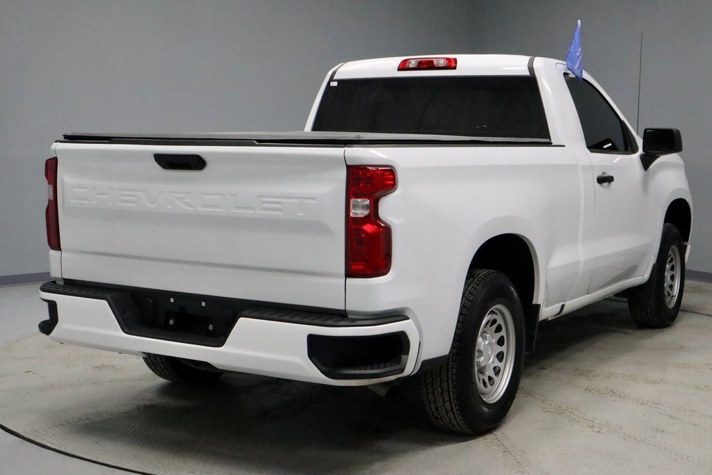 Used 2025 Chevrolet Silverado 1500 W/T image 5