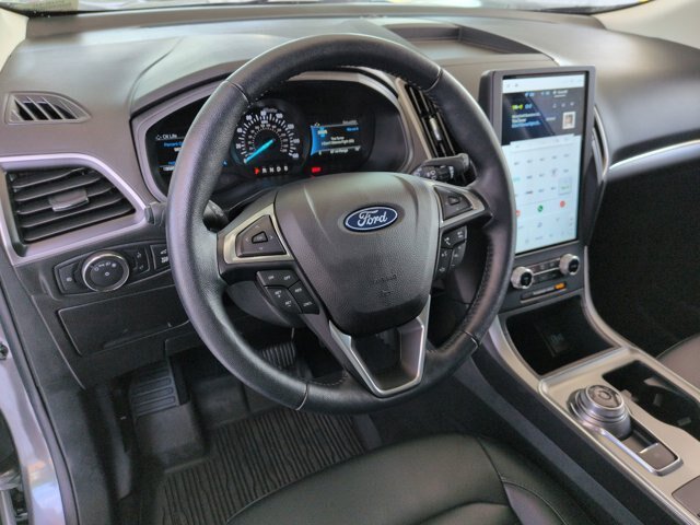 Certified 2022 Ford Edge SEL w/ Convenience Package AWD/4WD image 17