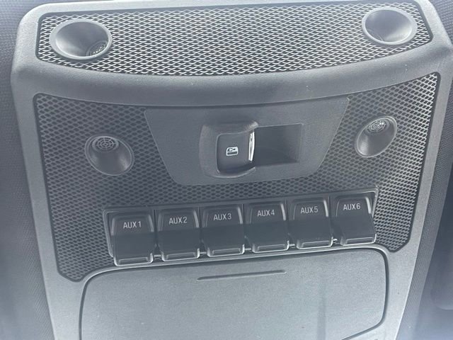 Certified 2022 Ford F350 Platinum w/ FX4 Off-Road Package image 32