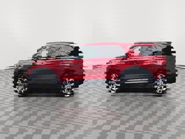 Certified 2023 Ford Explorer Platinum w/ Equipment Group 601A image 2