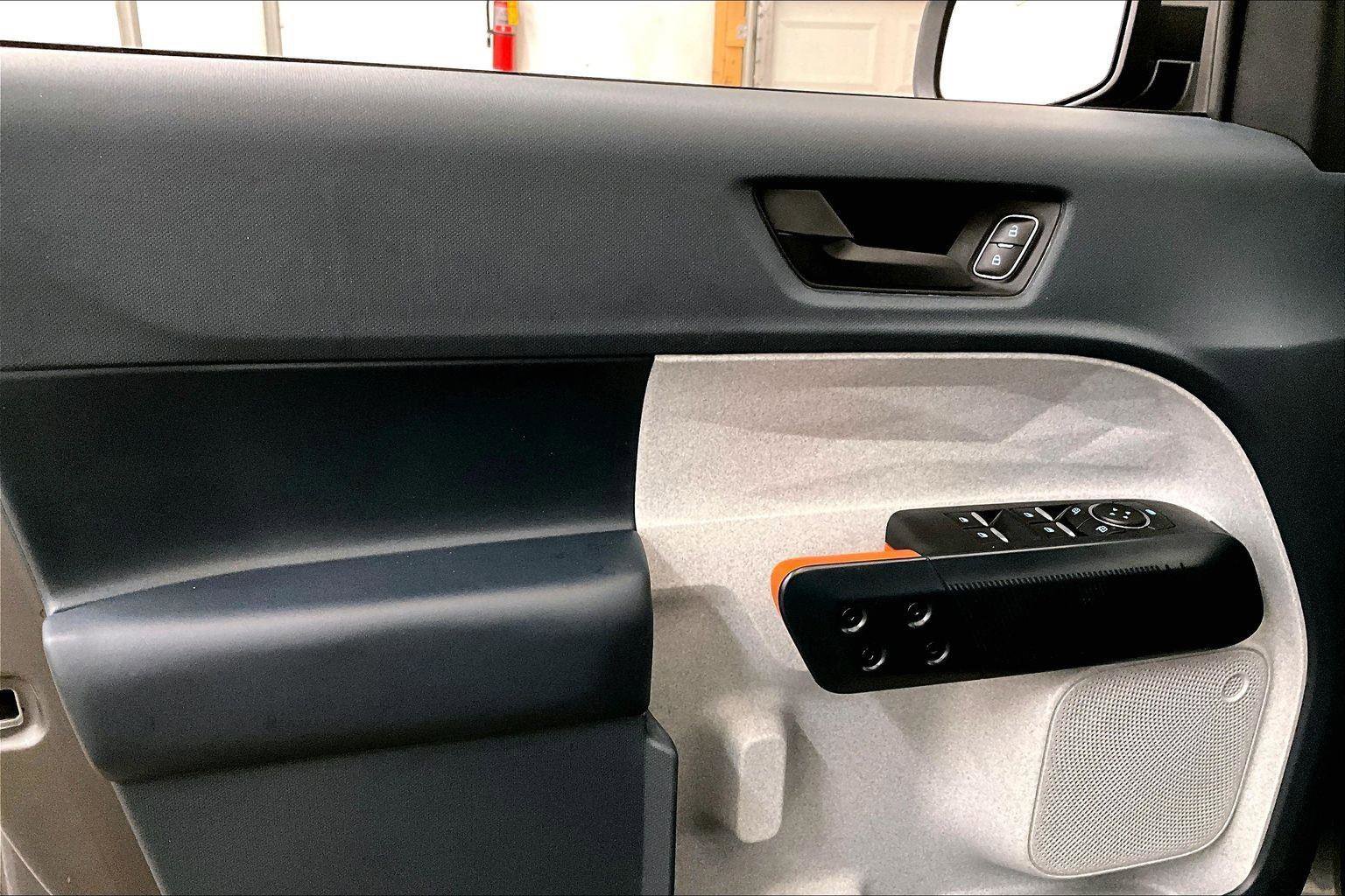 Certified 2024 Ford Maverick XLT w/ XLT Luxury Package image 22