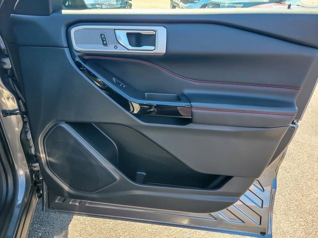 Certified 2023 Ford Explorer ST-Line w/ Class IV Trailer Tow Package AWD/4WD image 31