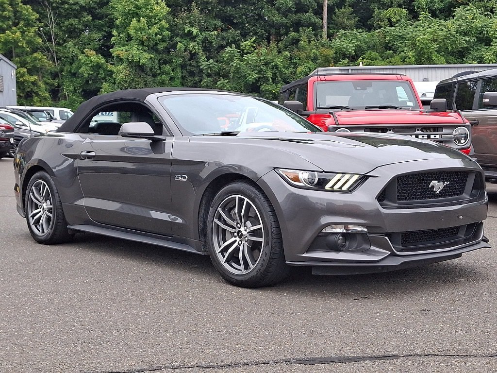 Certified 2017 Ford Mustang GT Premium w/ Equipment Group 401A RWD image 31