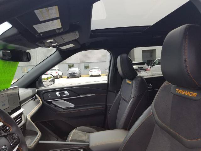 Certified 2026 Ford Explorer Tremor w/ Tremor Ultimate Package AWD/4WD image 14