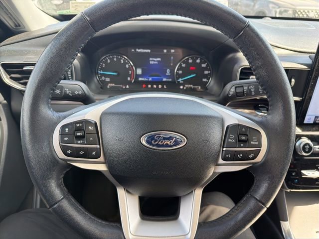 Certified 2023 Ford Explorer Limited w/ Limited Technology Package image 22