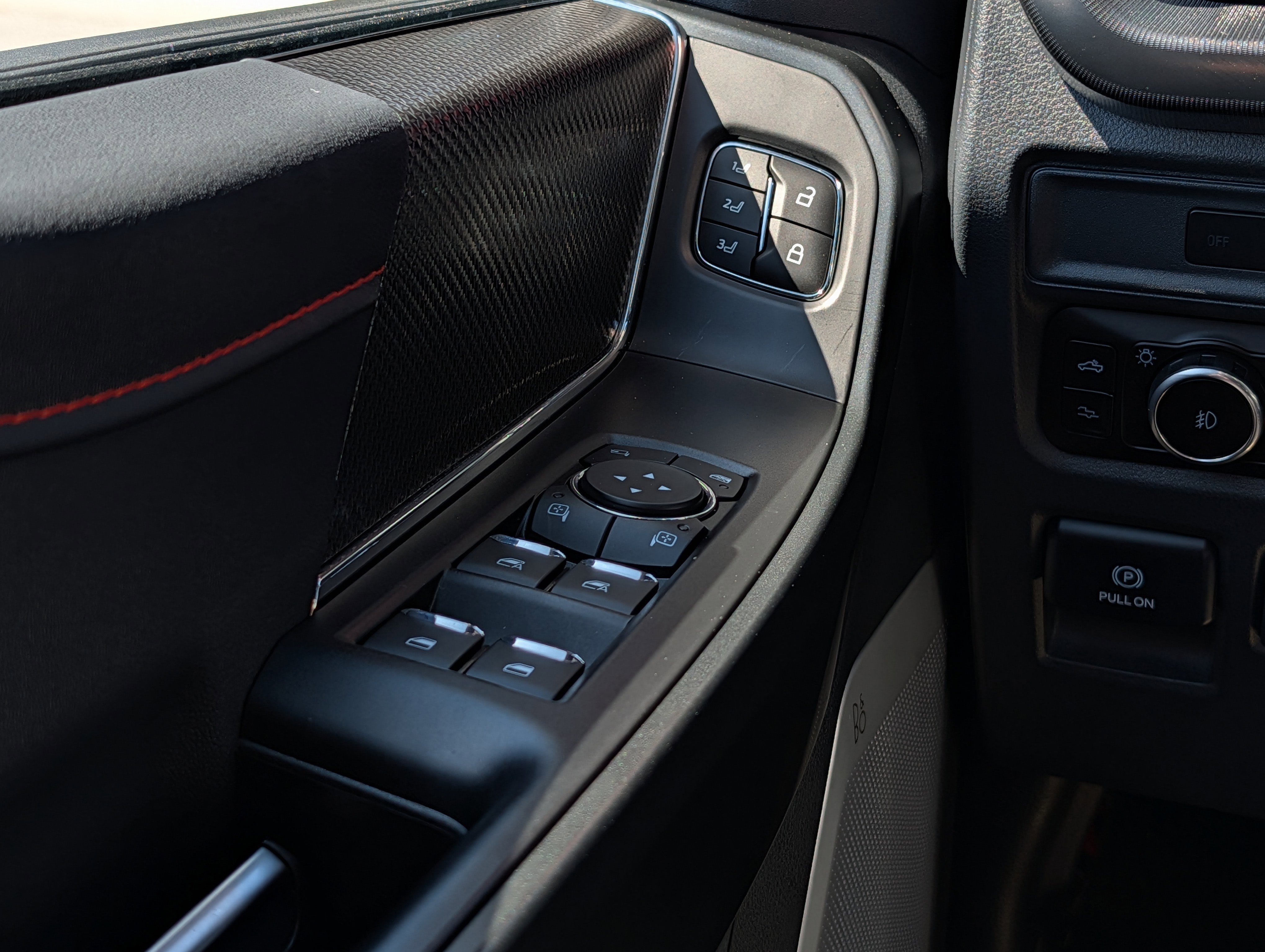 Certified 2025 Ford F150 Raptor image 26