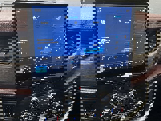 Certified 2024 Ford Expedition Limited image 21