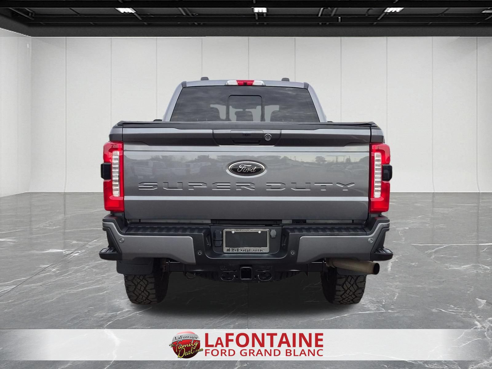 Certified 2024 Ford F250 Lariat w/ Lariat Ultimate Package AWD/4WD image 4