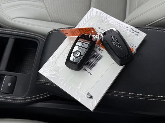 Certified 2025 Ford Mustang Mach-E Premium AWD/4WD image 6