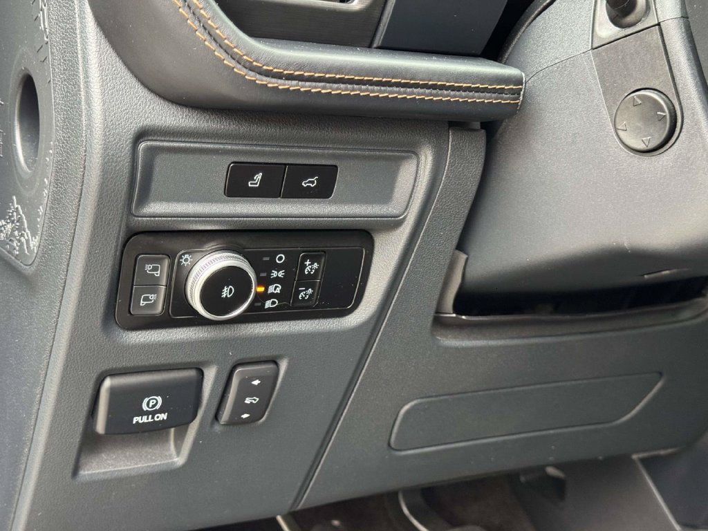 Certified 2023 Ford Expedition Platinum AWD/4WD image 10