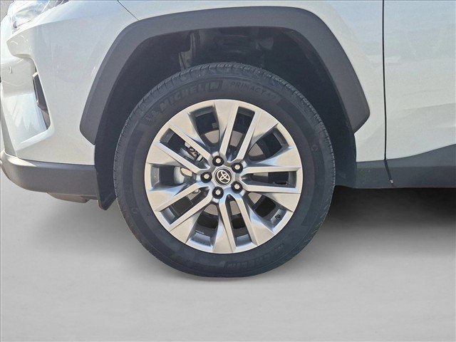 Used 2025 Toyota RAV4 XLE Premium w/ Weather Package FWD image 25