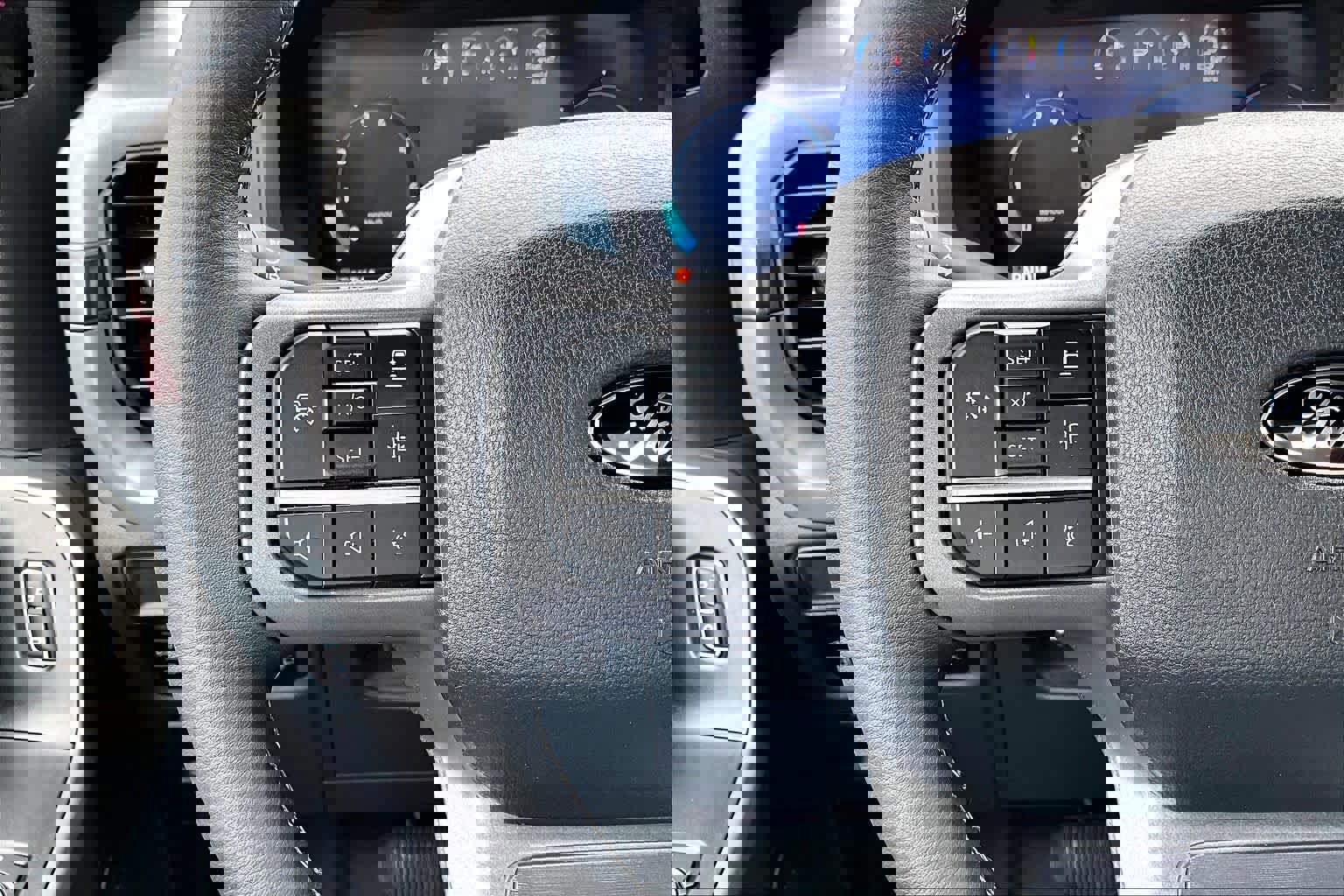 Certified 2025 Ford F150 XLT w/ Equipment Group 302A MID image 25