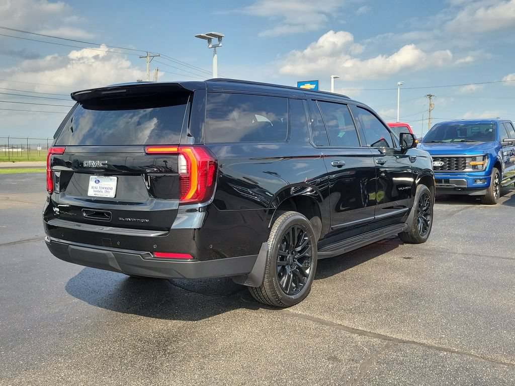 Used 2025 GMC Yukon XL Elevation w/ LPO, Yukon Black Package AWD/4WD image 4