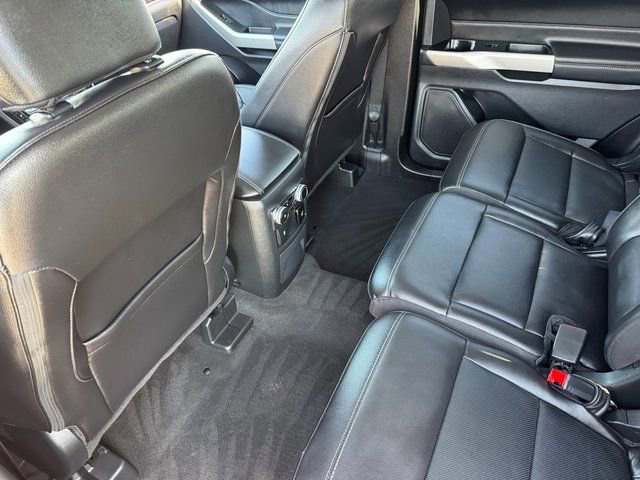 Certified 2023 Ford Explorer Limited w/ Equipment Group 301A image 17