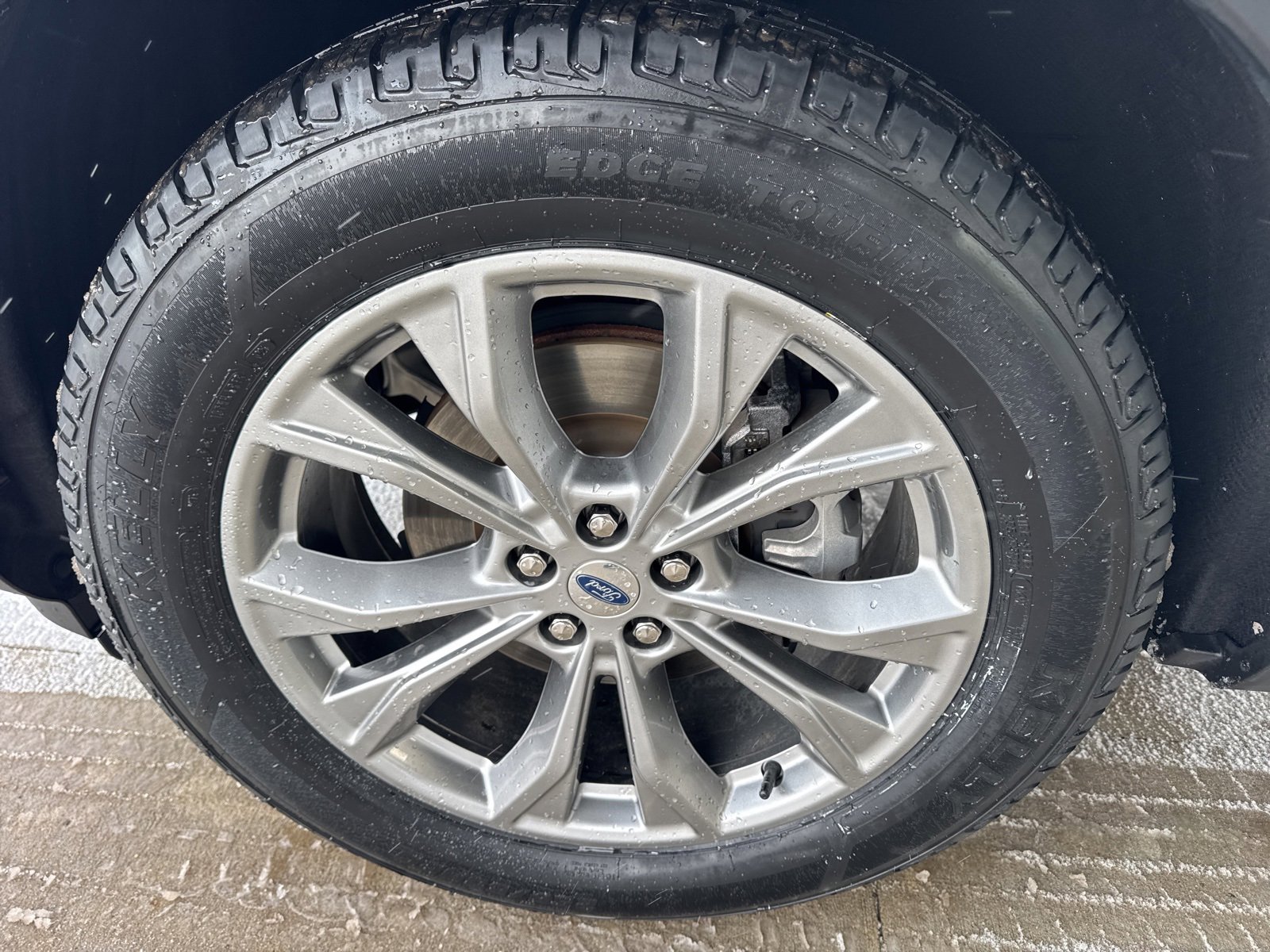 Certified 2023 Ford Explorer Limited w/ Equipment Group 301A image 18