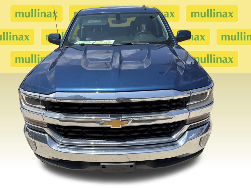 Used 2018 Chevrolet Silverado 1500 LT w/ All Star Edition RWD image 14