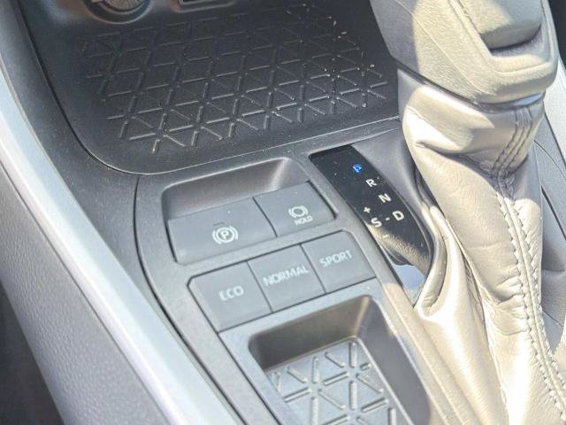 Used 2023 Toyota RAV4 XLE FWD image 27